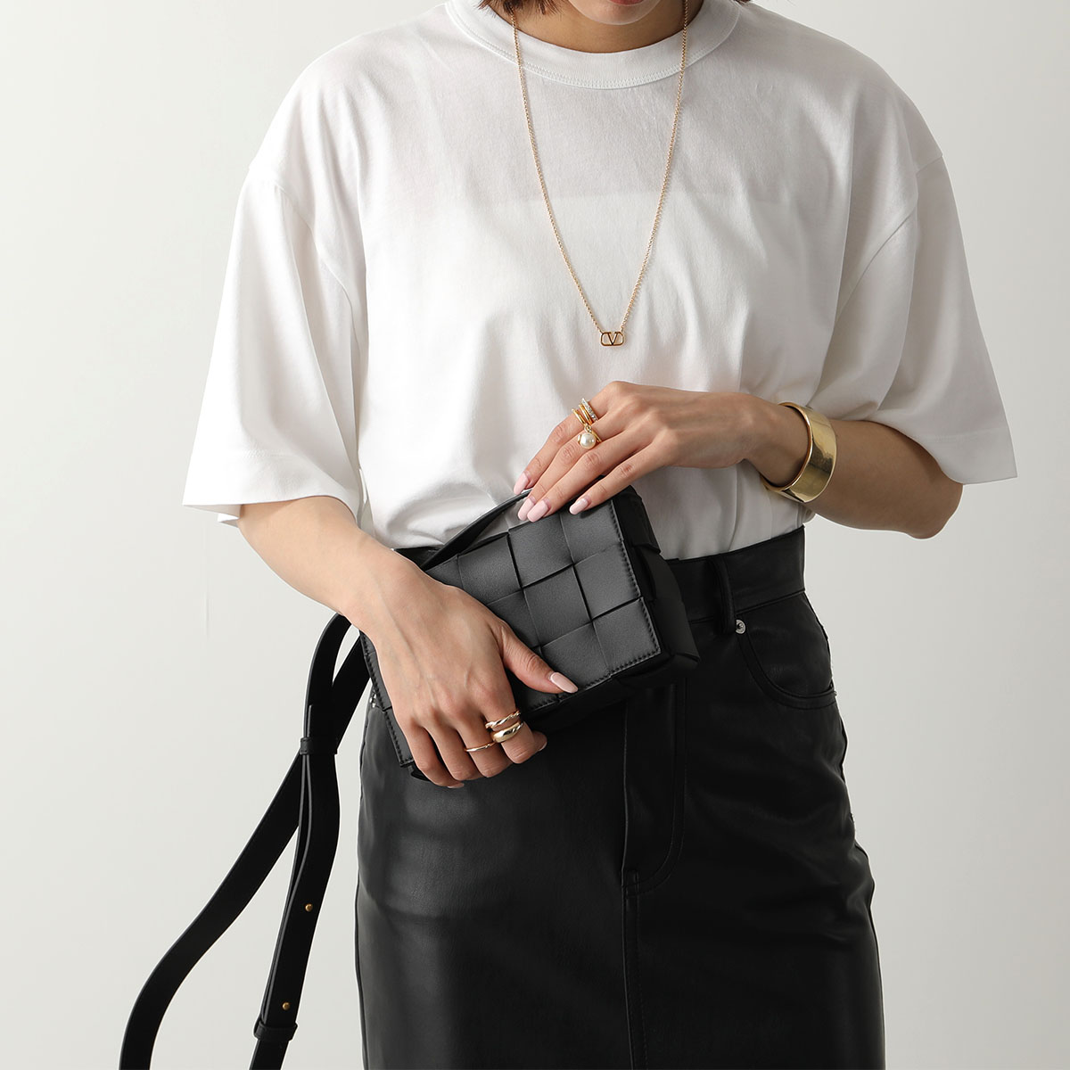 보테가 베네타 / 스몰 카세트백 블랙 730848 VMAY1 8425 STK - BOTTEGA VENETA