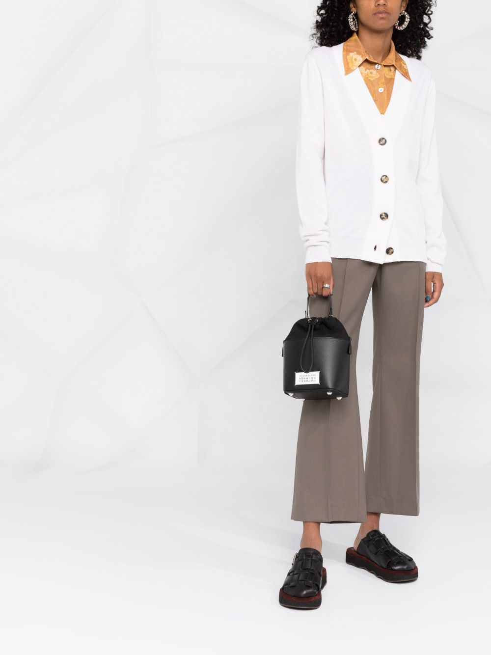 메종마르지엘라 / 5AC 스몰 버킷백 블랙 S61WG0035 P4348 T8013 STK - MAISON MARGIELA