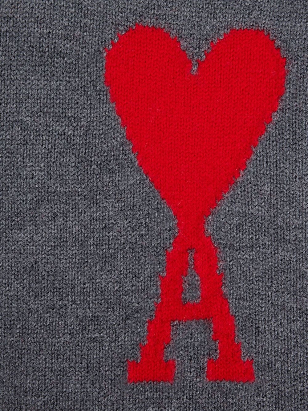 아미 / 남성 레드 하트로고 크루넥 울 스웨터 헤더그레이 UKS002018 084 STK - AMI