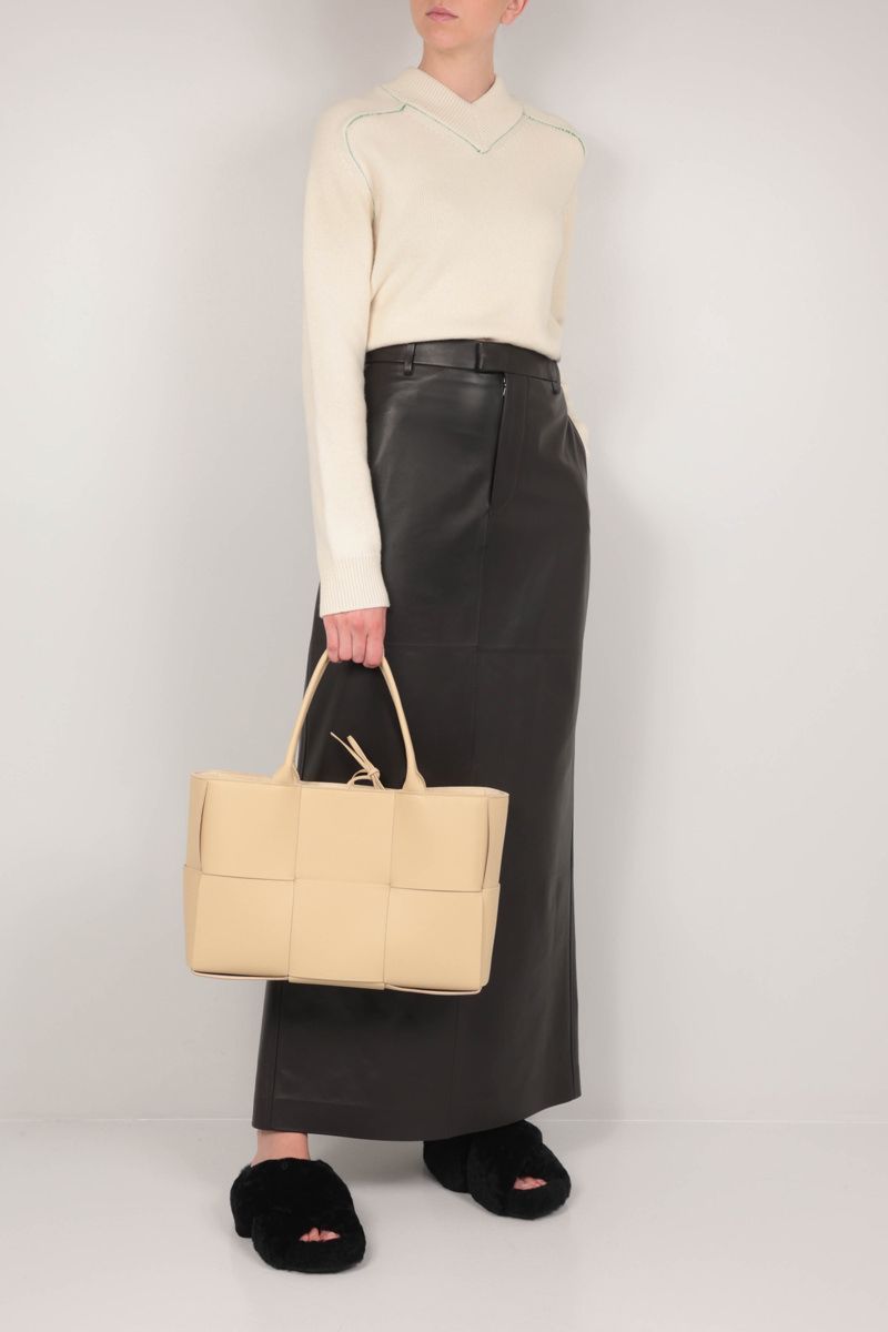  보테가베네타 / 아르코 토트백 미디엄 포리지 609175 VCP11 9776 STK - BOTTEGA VENETA