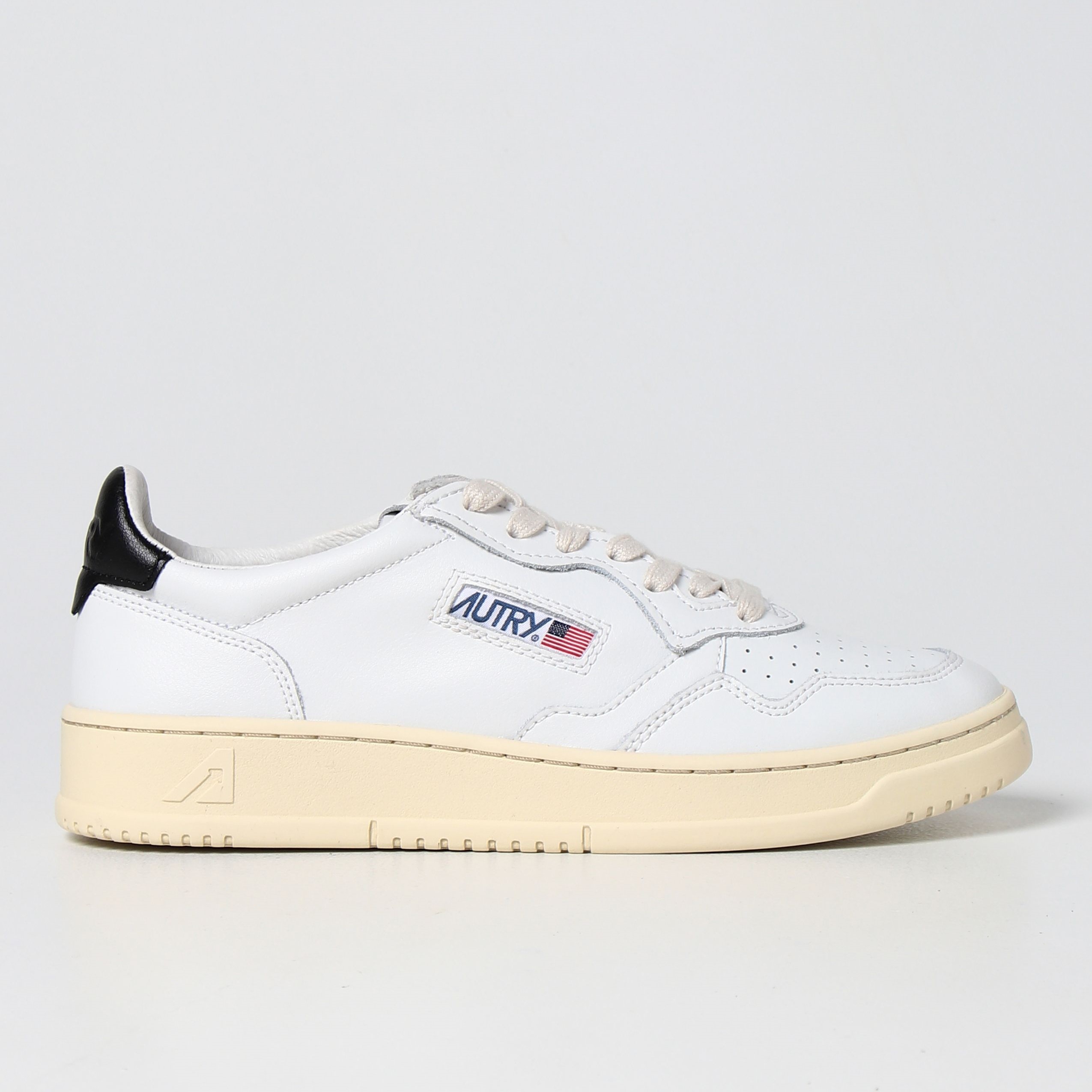 오트리 / 여성 메달리스트 스니커즈 화이트 AULW LL22 STK - AUTRY