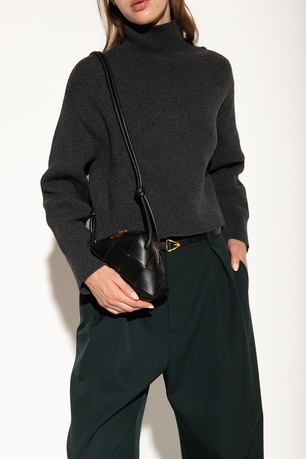  보테가 베네타 / 미니 카세트 카메라백 블랙 701915 VCQC2 8425 STK - BOTTEGA VENETA