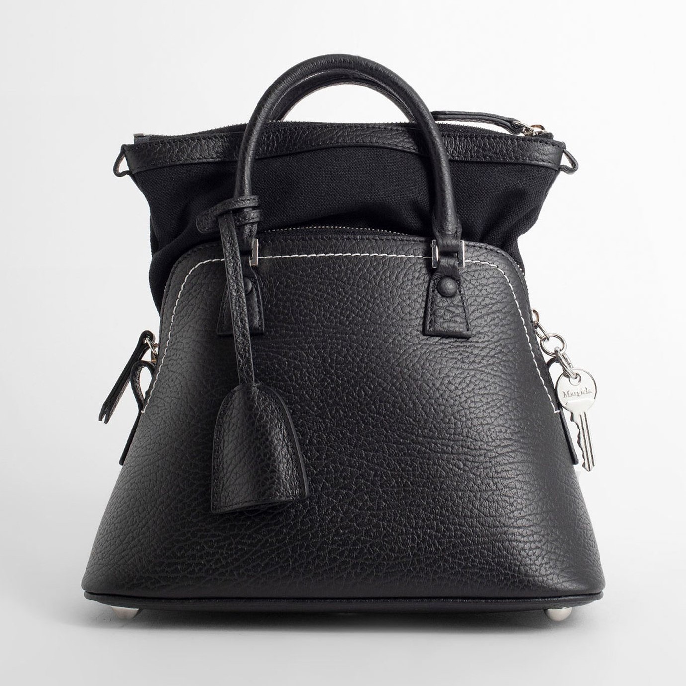 메종마르지엘라 / 5AC 미니백 블랙 S56WG0082 P4455 T8013 STK - MAISON MARGIELA