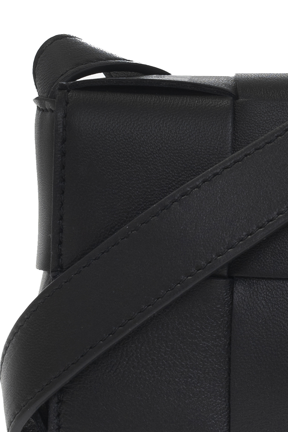 보테가베네타 / 미니 카세트백 블랙 666688 VMAY1 8425 STK - BOTTEGA VENETA