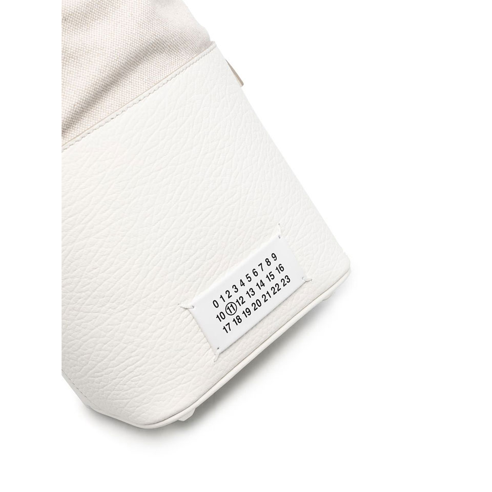  메종마르지엘라 / 5AC 스몰 버킷백 화이트 S61WG0035 P4348 H0157 STK - MAISON MARGIELA