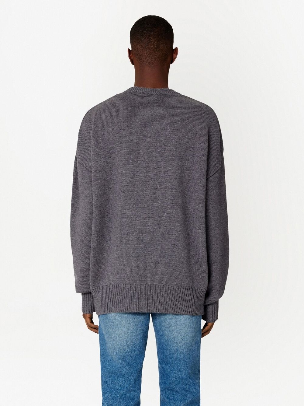 아미 / 남성 레드 하트로고 크루넥 울 스웨터 헤더그레이 UKS002018 084 STK - AMI