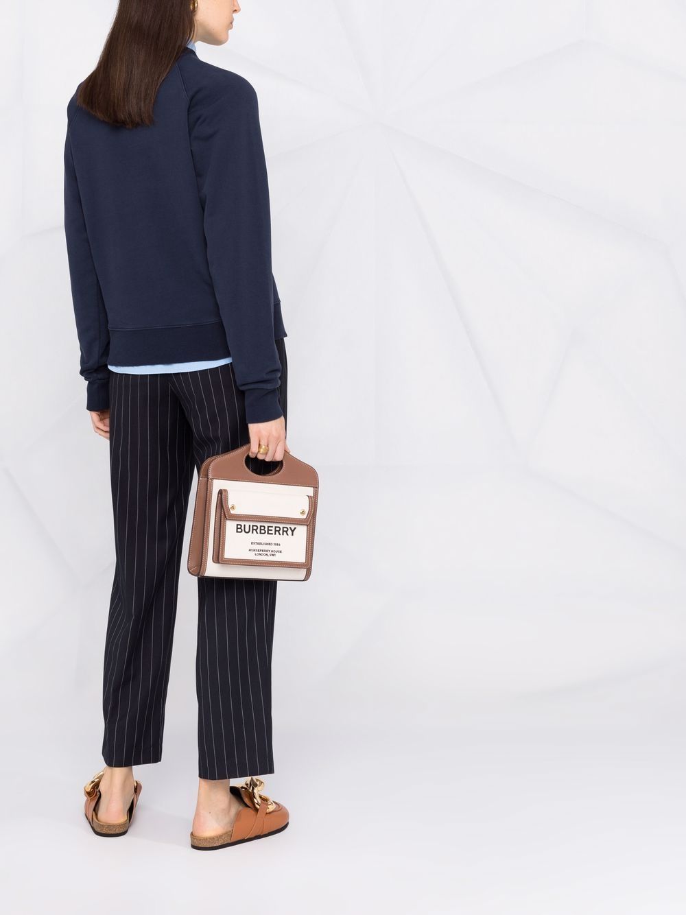 메종키츠네 / 여성 폭스헤드 패치 어드저스티드 맨투맨 네이비 AW00303KM0001 P480 STK - MAISON KITSUNE