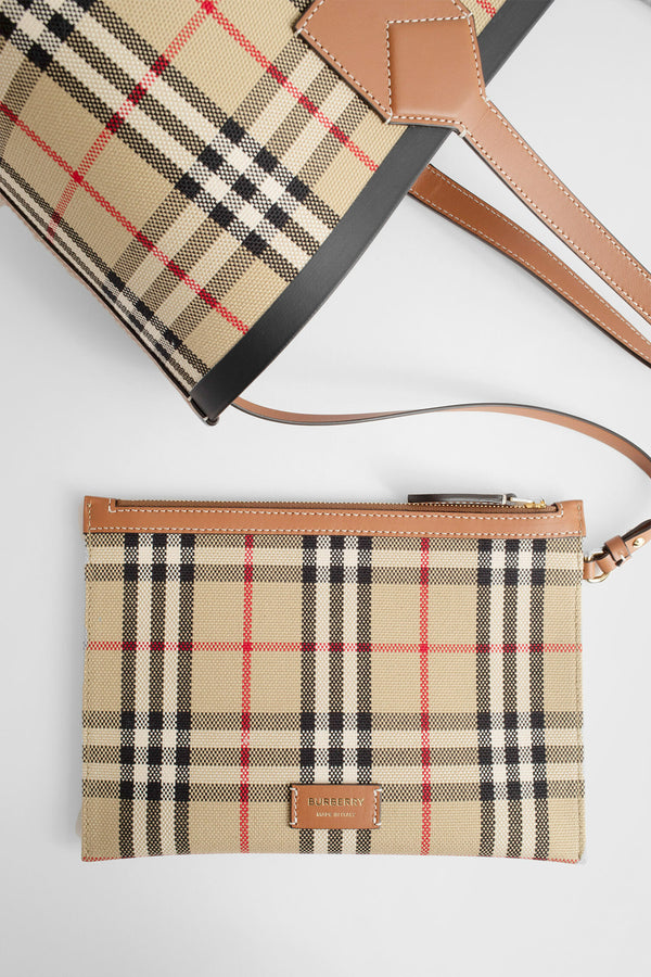 버버리 / 체크 런던 미디 토트백 브라이어 브라운 블랙 8066223 A9534 STK - BURBERRY