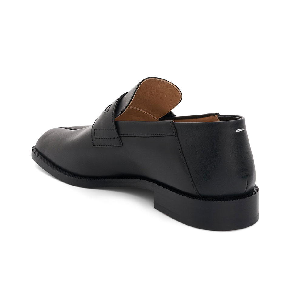 23SS 메종 마르지엘라/ 남성 타비 로퍼 블랙 S57WR0117 P3292 H8396 STK - MAISON MARGIELA