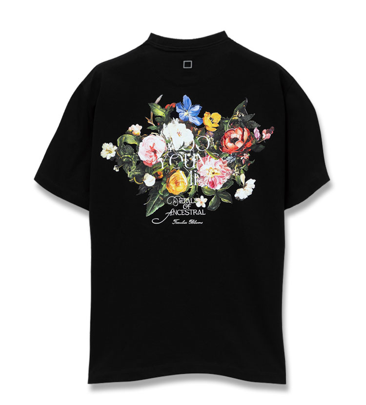 25FW 블랙 플라워 백로고 티셔츠 W253TS06708B STK