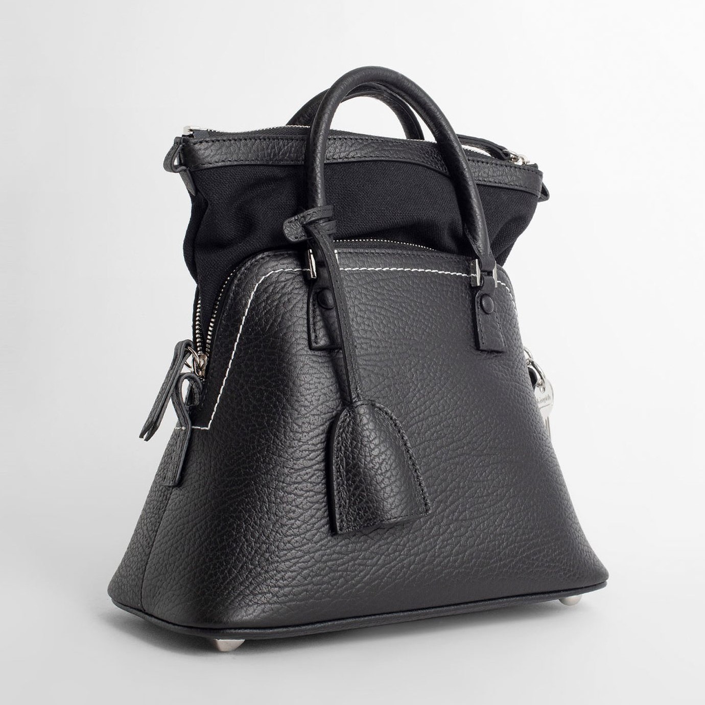 메종마르지엘라 / 5AC 미니백 블랙 S56WG0082 P4455 T8013 STK - MAISON MARGIELA