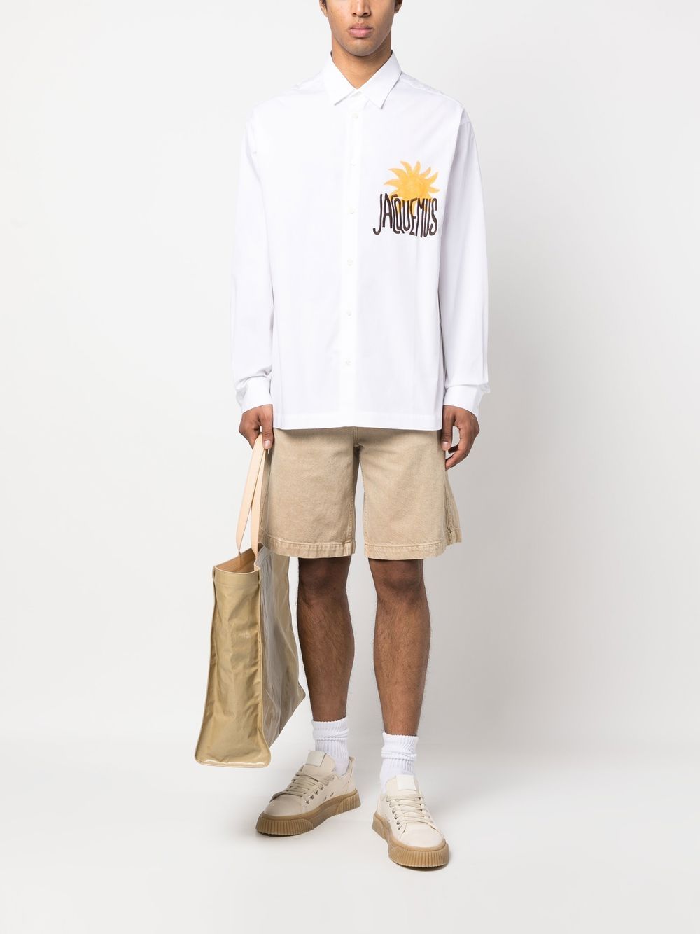 자크뮈스 / 남성 라 슈미즈 바우 썬 로고 자수 긴팔 셔츠 화이트 215SH002 1140 1AV STK - JACQUEMUS