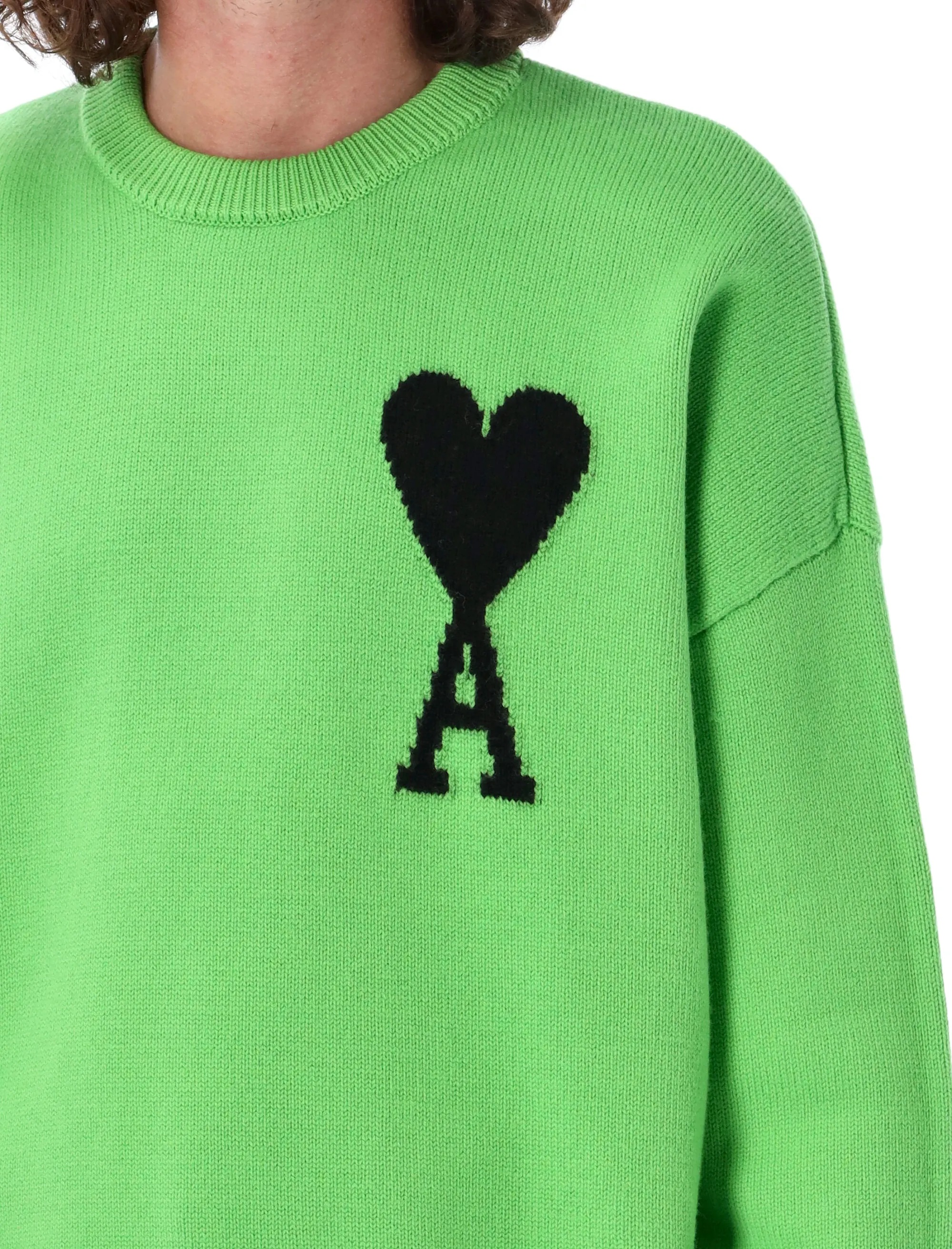 아미 / 남성 하트 인타르시아 울 니트 네온 느와르 UKS002018 324 STK - AMI