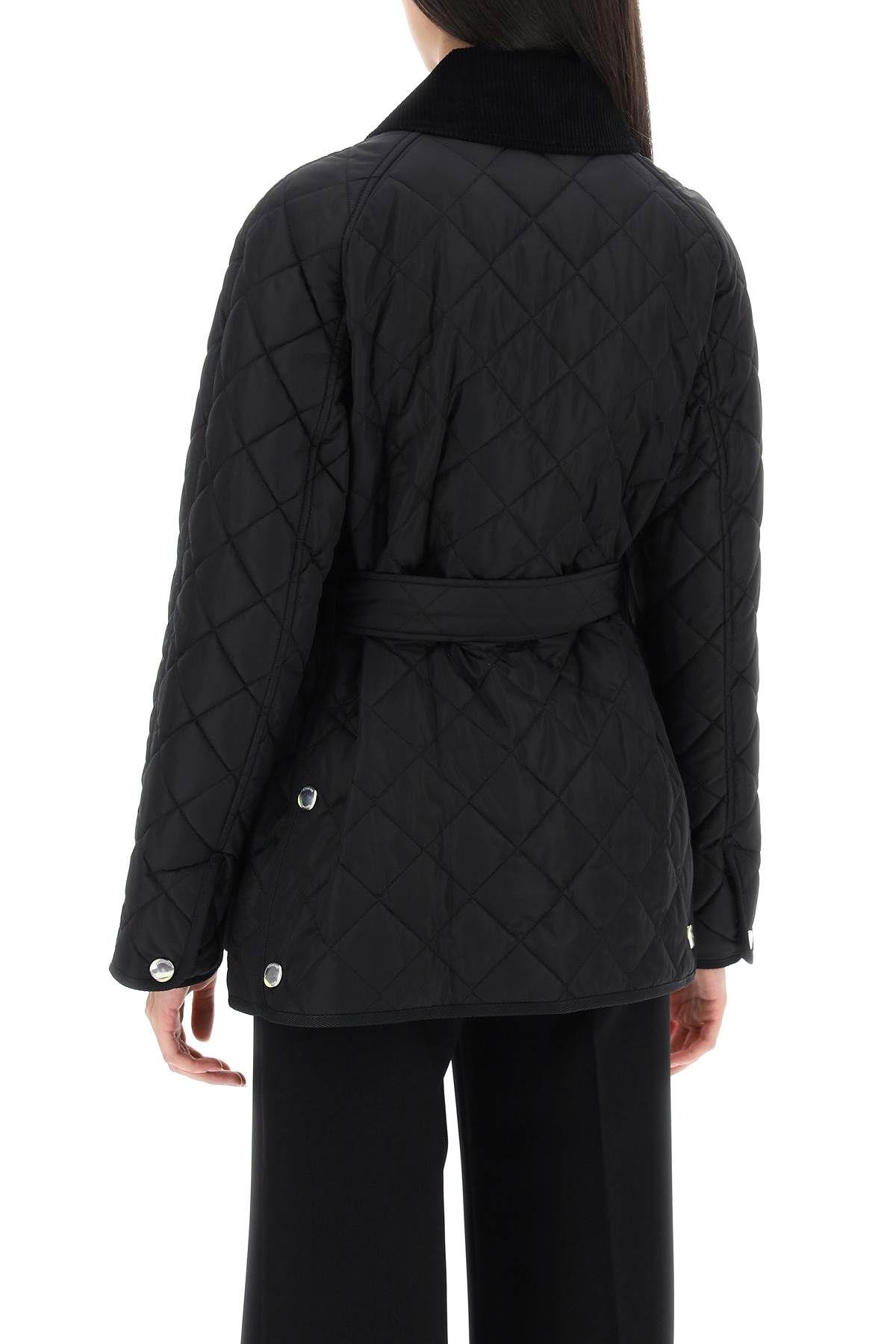  버버리 / 여성 벨티드 퀼팅 자켓 블랙 8071843 A1189 STK - BURBERRY