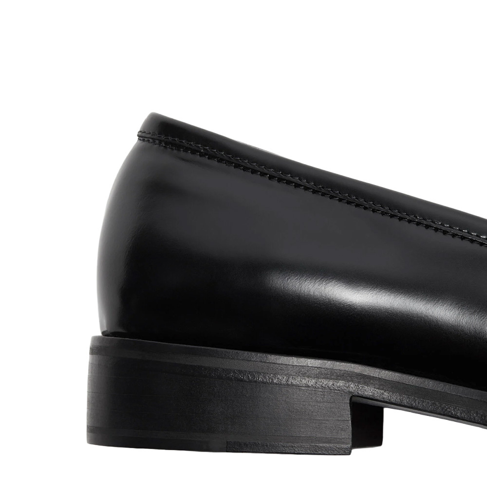 26FW 아크네 스튜디오 / 카프 레더 로퍼 BD0325 900 black STK - ACNE STUDIOS