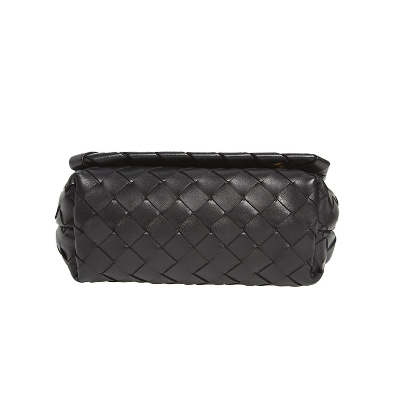 보테가베네타 / 인트레치아토 미니 플랩 크로스백 블랙 609412 VCPP5 8648 STK - BOTTEGA VENETA