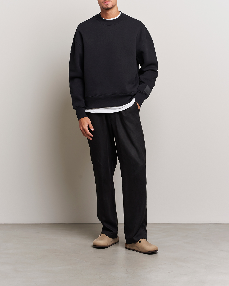 23FW 아미 / 남성 새틴 패치 스웻셔츠 블랙 USW017 740 001 STK - AMI