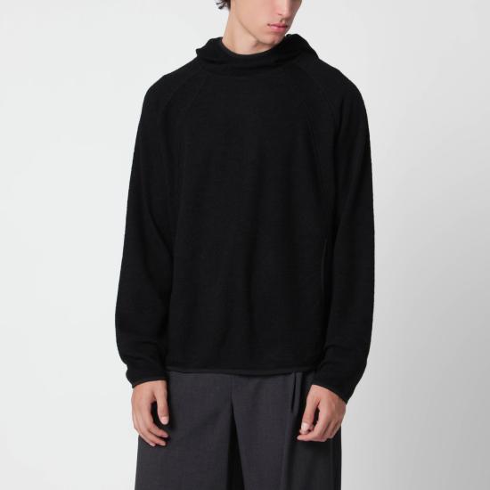 26FW 하이킹 패트롤 스웨터 HP0226101WO 0001 BLACK