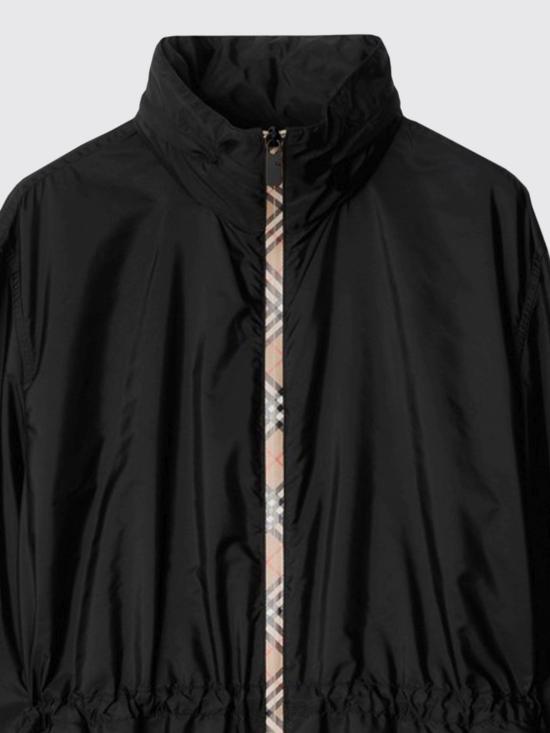 26FW 버버리 숏 나일론 파카 8110309 Black - BURBERRY