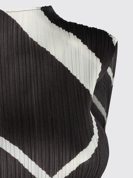26FW 플리츠플리즈 민소매 티셔츠 PP68JK681 17 Black - PLEATS PLEASE