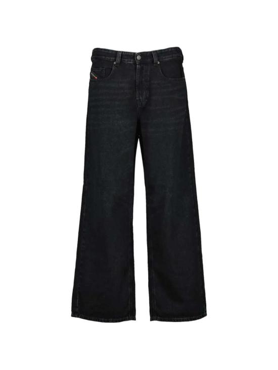 26FW 디젤 2001 D 매크로 릴렉스 핏 데님 팬츠 A1159809P09 02