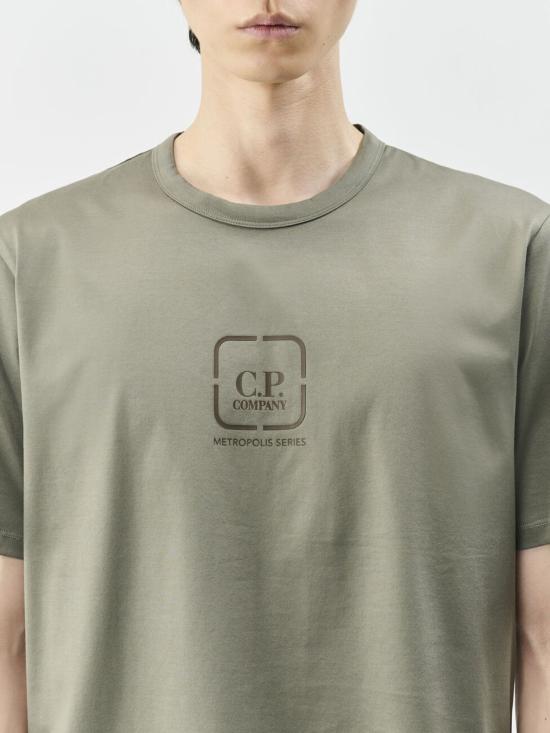 26FW 씨피 컴퍼니 반팔 티셔츠 21CLTS013A 006370W661 GREEN - C.P. COMPANY