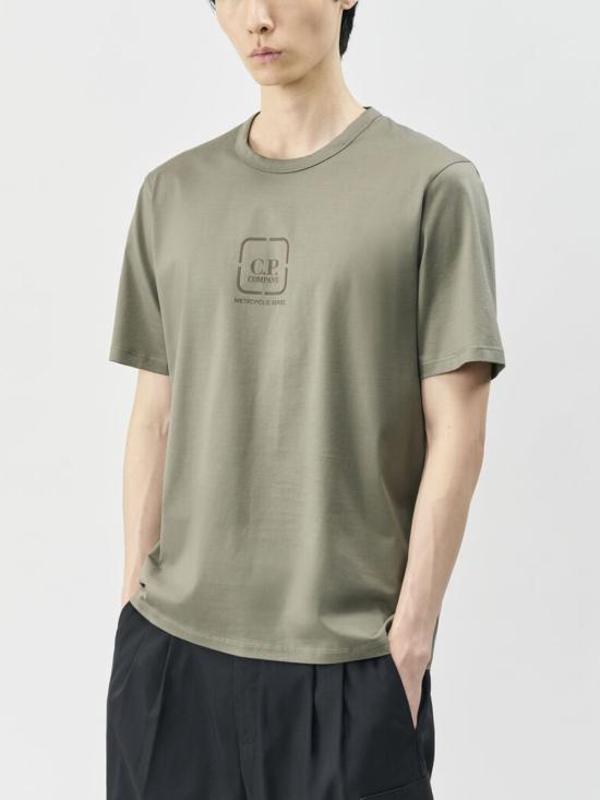 26FW 씨피 컴퍼니 반팔 티셔츠 21CLTS013A 006370W661 GREEN - C.P. COMPANY