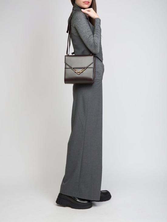 26SS 보테가베네타 더 클립 숄더백 652391V0I422132 Brown - BOTTEGA VENETA