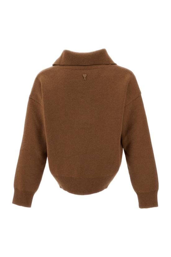 26FW 아미 브라운 하이 버튼 칼라 울 스웨터 브라운 하이 버튼 칼라 울 스웨터 UKS885KN0192280 Brown - AMI