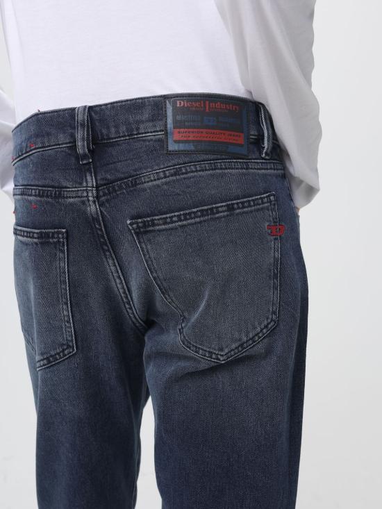 26FW 디젤 2019 D 스트럭트 슬림진 A035580KBBM 01 Navy - DIESEL