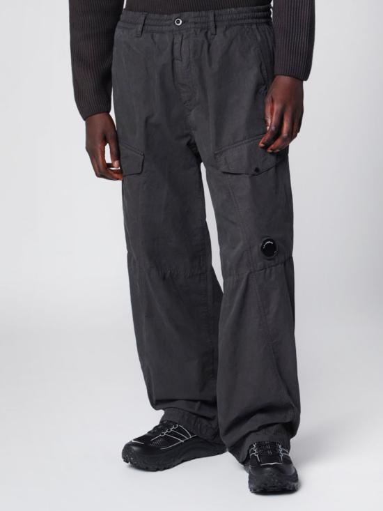 26FW 씨피 컴퍼니 마이크로 랩스 카고 팬츠 21CMPA116A110324G 985 Charcoal - C.P. COMPANY