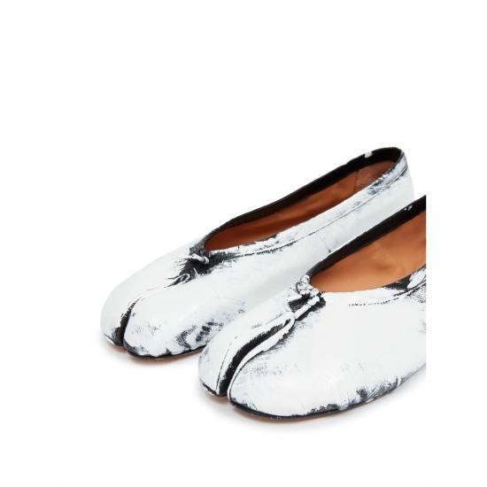 26FW 마르지엘라 타비 나파 레더 발레리나 플랫 P4162 S58WZ0127 H1532 WHITE - MAISON MARGIELA