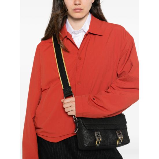 26FW 펜디 숄더백 B12G 7VA697 F0QA1 BLACK - FENDI