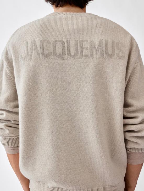 26FW 자크뮈스 스웨터 SWM00629AK00347 130 LIGHT BEIGE - JACQUEMUS