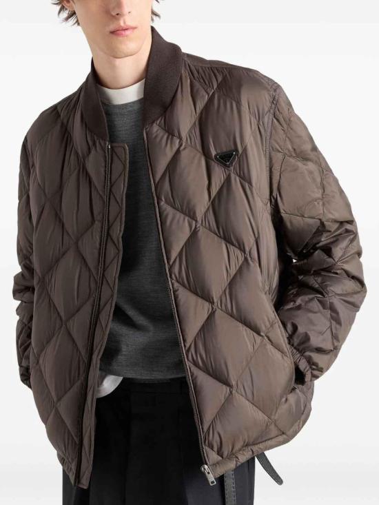 26FW 프라다 테크니컬 패브릭 쇼트 다운 자켓 SGD25717YXSOOOF0414 BROWN - PRADA