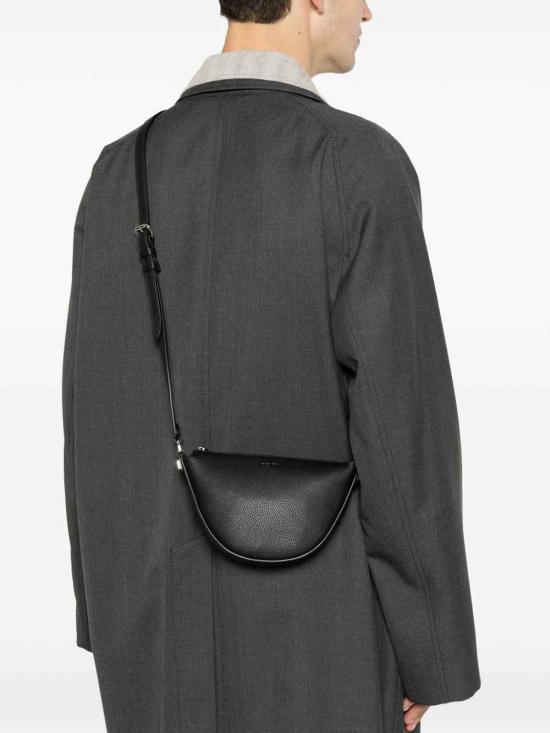 26FW 펜디 크로스백 7AS532ASIHF0GXN BLACK - FENDI