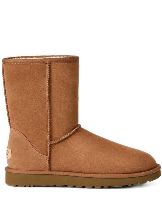 26FW 어그 클래식 쇼트 II 시어링 앵클 1016223 CHE CHESTNUT