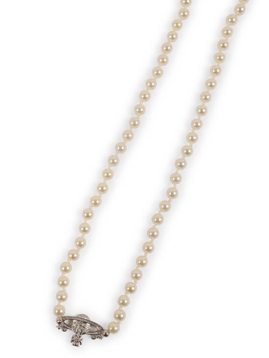 26FW 비비안웨스트우드 미니바스 릴리프 펄 목걸이 63010100 02P104CNP104 PLATINUM CREAM PEARL CRYST - VIVIENNE WESTWOOD