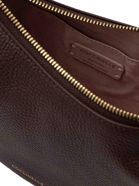 26FW 코치넬리 클러치/파우치 E5U8K530101R49 BROWN - COCCINELLE