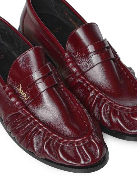 26FW 생로랑 빈티지 보르도 소프트 가죽 로퍼 A001MMAAFGB6629 DARK RED - SAINT LAURENT