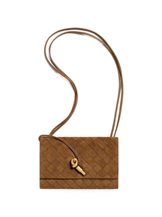 26FW 보테가베네타 안디아모 파우치 온 스트랩 836940 V5ZZ49874 CAMEL - BOTTEGA VENETA