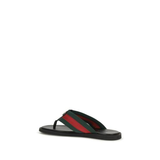 26FW 구찌 뮬/슬리퍼 매버릭 GG 인터로킹 플립플롭  블랙 - GUCCI