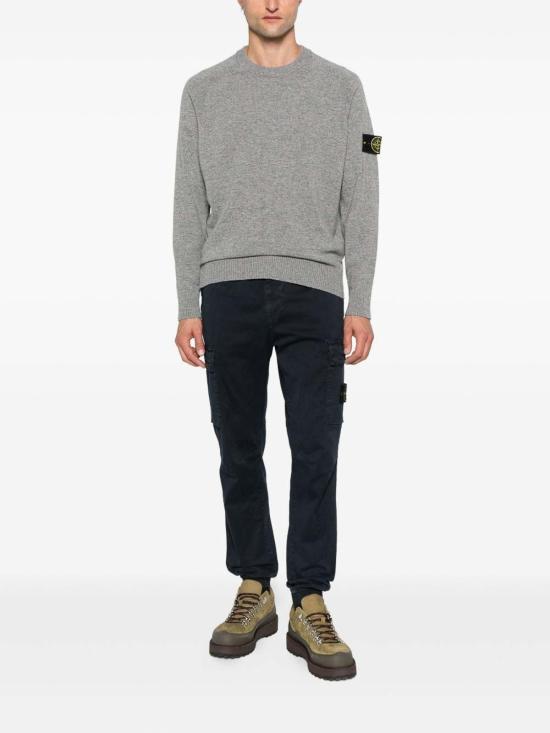 26FW 스톤 아일랜드 와펜 패치 테이퍼드 팬츠 L2S153100033S00L1V0120 DARK BLUE - STONE ISLAND