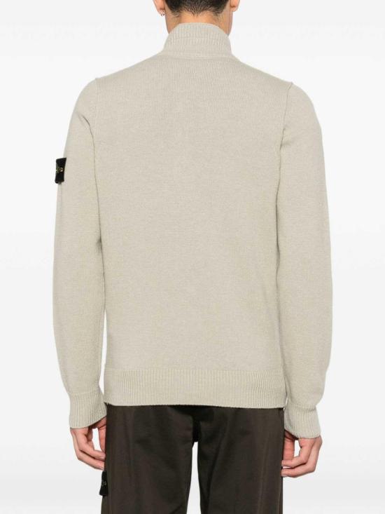 26FW 스톤 아일랜드 로고 패치 하이넥 버튼 울 스웨터 L2S155100040S00A3V0095 BEIGE - STONE ISLAND