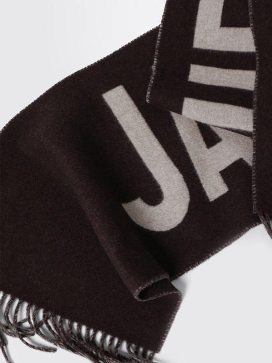 26FW 자크뮈스 머플러/스카프 ACU00435UAOT4001 080 Brown - JACQUEMUS