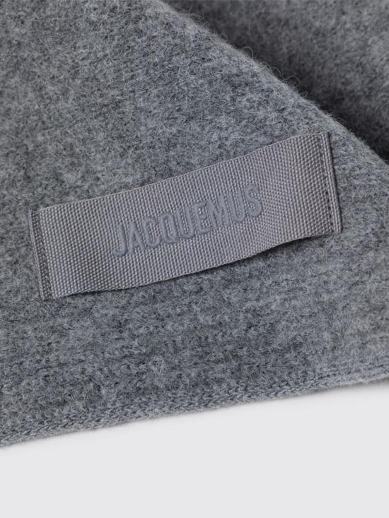 26FW 자크뮈스 머플러/스카프 ACU00669UAK00227 970 Grey - JACQUEMUS