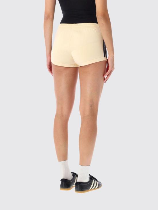 26FW 아디다스 숏팬츠 KS6795 Cream - ADIDAS