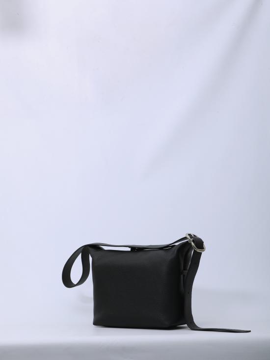 26FW 로에베 크로스백 BB22CMDX08 BLACK - LOEWE