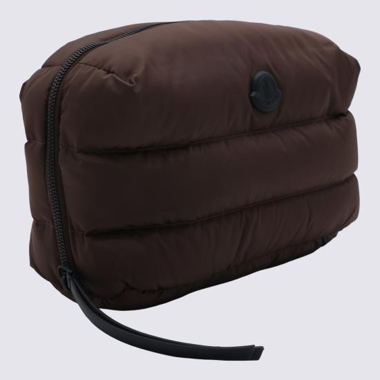 26FW 몽클레어 카라독 퀼티드 파우치 L209A6A00003 M6275262 BROWN - MONCLER