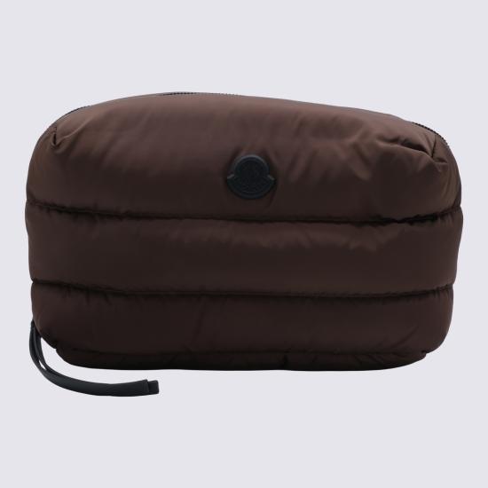 26FW 몽클레어 카라독 퀼티드 파우치 L209A6A00003 M6275262 BROWN - MONCLER